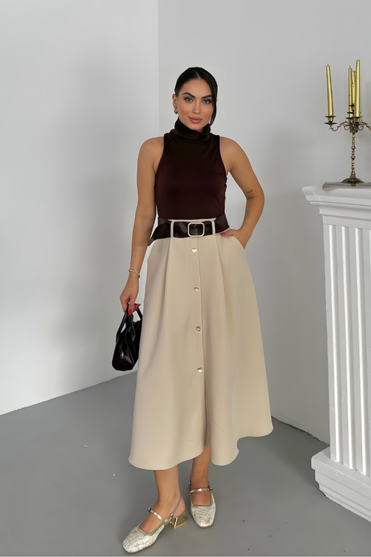 Kadın Elbise Midi Şık Kemerli Balıkçı Yaka Sıfır Kollu Eteği Düğmeli Cepli Kontrast Elbise