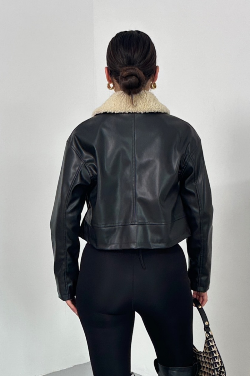 Kadın Crop Ceket Suni Deri Yakası Kürklü Fermuarlı Çift Cepli Kısa Deri Mont