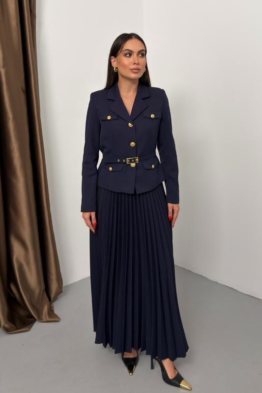 Kadın İkili Alt Üst Takım Şık Kemerli Cep ve Düğme Detaylı Kısa Blazer Ceket Piliseli Uzun Etek Takım