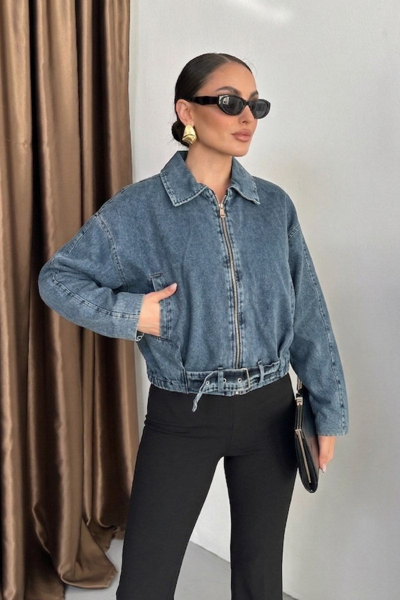 Kadın Kot Ceket Kısa Fermuarlı Uzun Kollu Düşük Omuz Kemerli Cepli Dikiş Detaylı Kısa Denim Mont