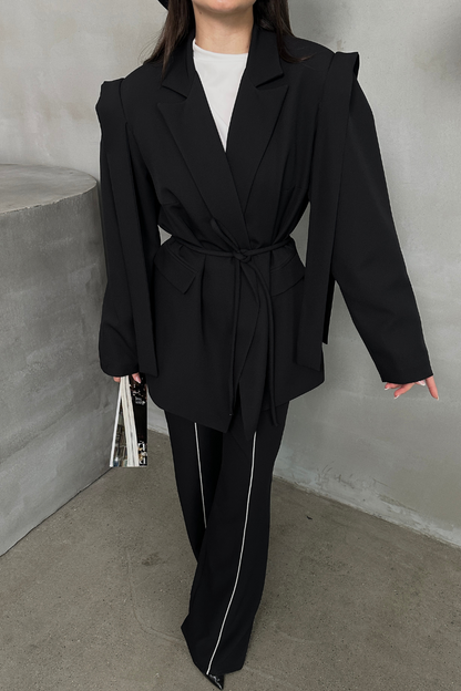 Kadın Oversize Blazer Ceket Kuşaklı Omuz Detaylı