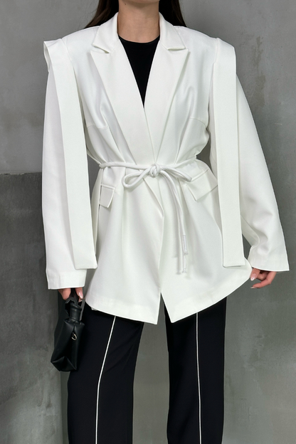 Kadın Oversize Blazer Ceket Kuşaklı Omuz Detaylı