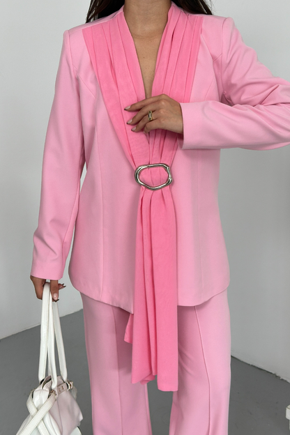 Kadın İkili Alt Üst Takım Şık Şal Yaka Tokalı Ceket Bol Paça Pantolon Takım