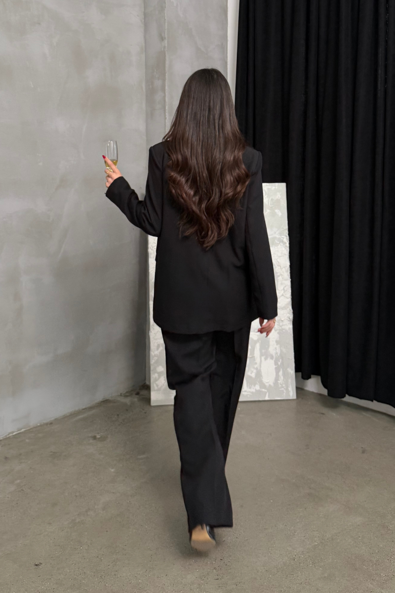 Kadın İkili Blazer Ceket Pantolon Takım Aksesuar ve Düğme Detaylı Bol Paça