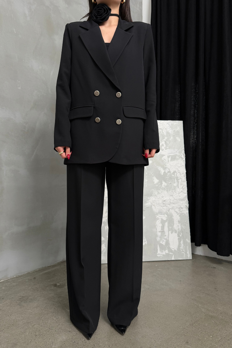 Kadın İkili Blazer Ceket Pantolon Takım Aksesuar ve Düğme Detaylı Bol Paça