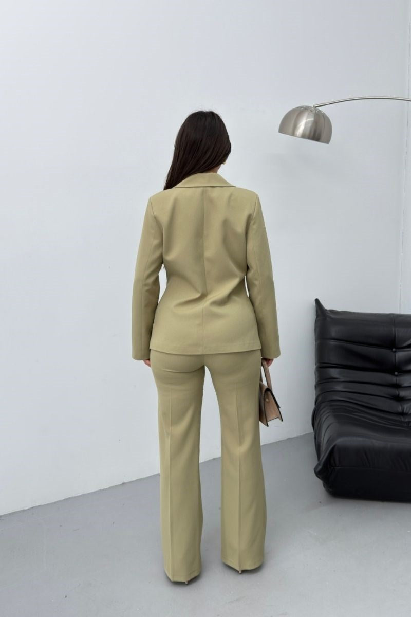 Kadın İkili Alt Üst Takım Şık Gold Düğmeli Fleto Cepli Blazer Ceket Bol Paça Pantolon Takım