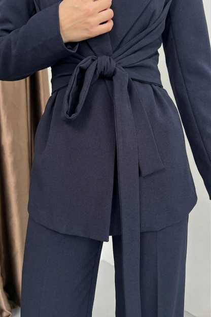 Kadın Ceket Pantolon Takım Beli Bağlama Detaylı Blazer Ceket Bol Paça Pantolon Takım Elbise