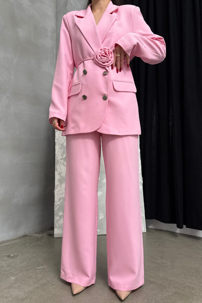 Kadın İkili Blazer Ceket Pantolon Takım Aksesuar ve Düğme Detaylı Bol Paça
