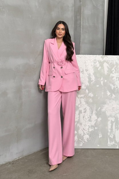 Kadın İkili Blazer Ceket Pantolon Takım Aksesuar ve Düğme Detaylı Bol Paça