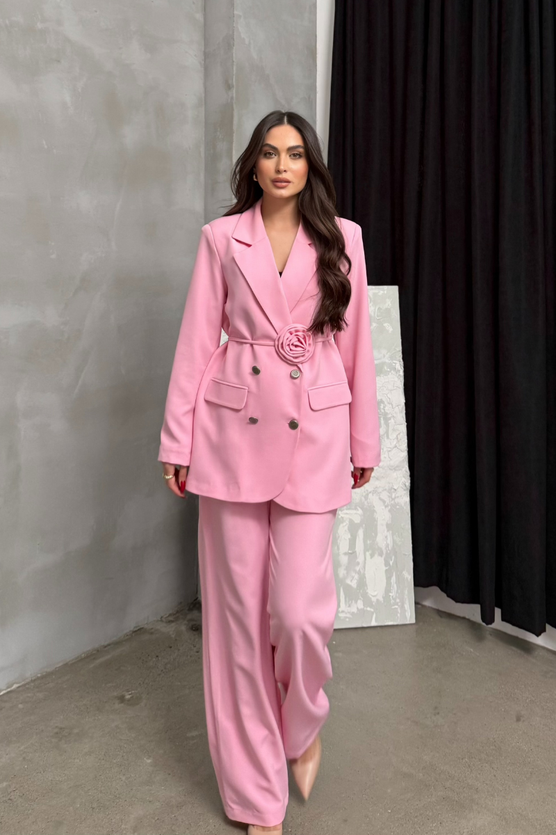 Kadın İkili Blazer Ceket Pantolon Takım Aksesuar ve Düğme Detaylı Bol Paça