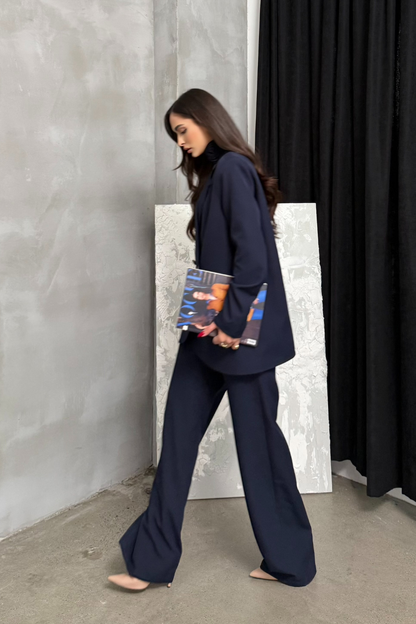 Kadın İkili Blazer Ceket Pantolon Takım Aksesuar ve Düğme Detaylı Bol Paça