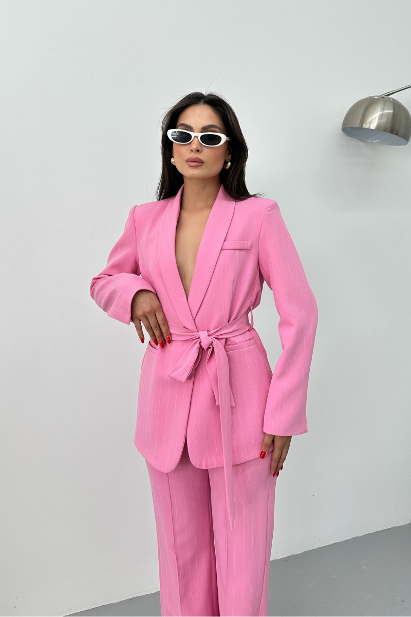 Kadın Çizgili Kuşaklı Blazer Ceket Pantolon Takım