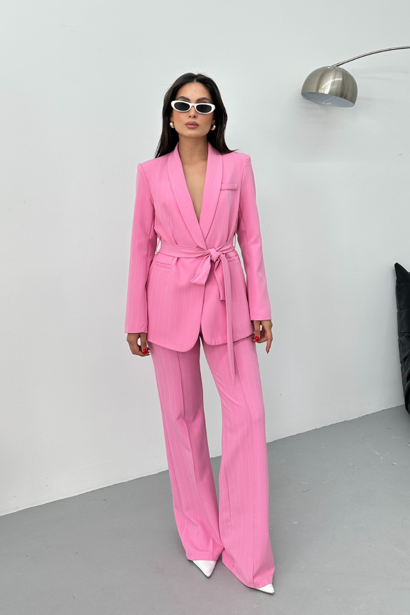 Kadın Çizgili Kuşaklı Blazer Ceket Pantolon Takım