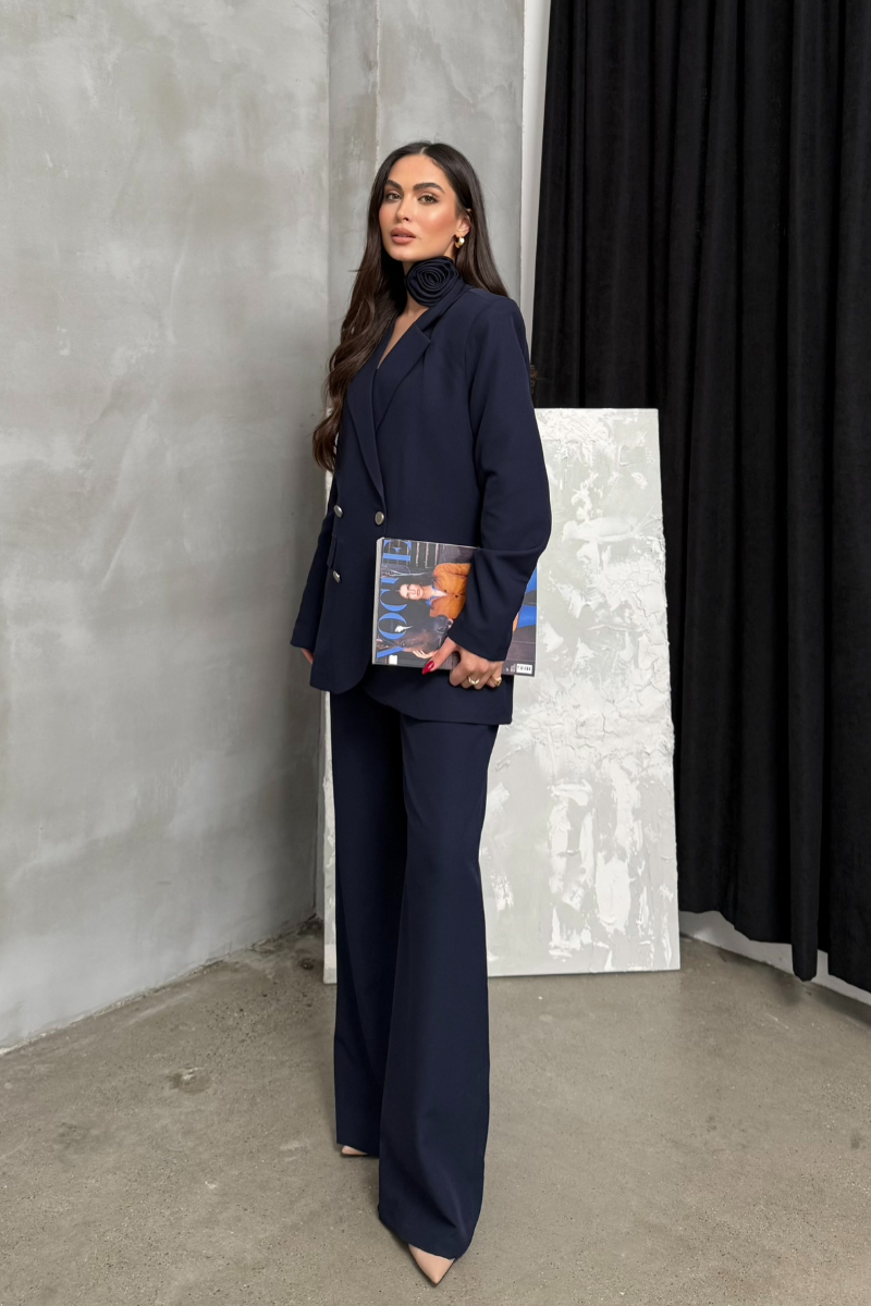 Kadın İkili Blazer Ceket Pantolon Takım Aksesuar ve Düğme Detaylı Bol Paça