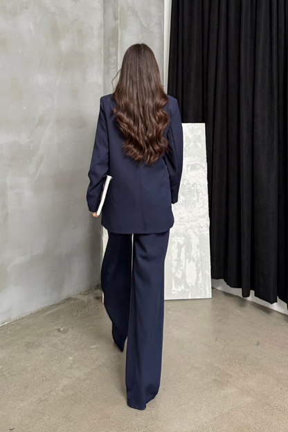 Kadın İkili Blazer Ceket Pantolon Takım Aksesuar ve Düğme Detaylı Bol Paça