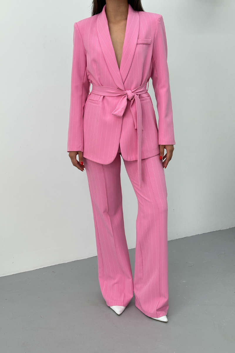 Kadın Çizgili Kuşaklı Blazer Ceket Pantolon Takım