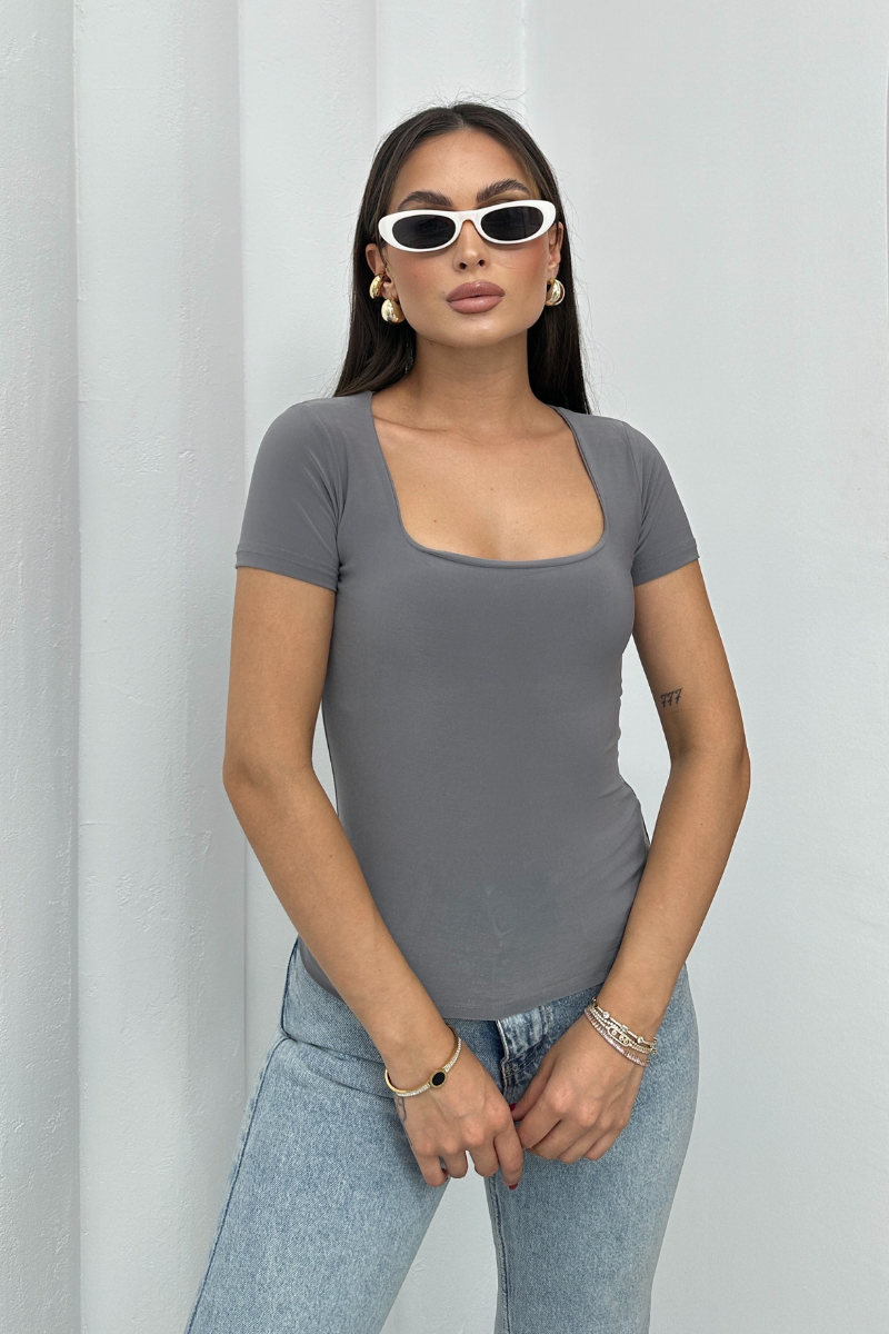 Kadın Kısa Kollu T-Shirt Kare Yaka Çift Kat Sandy Kumaş Crop T-Shirt