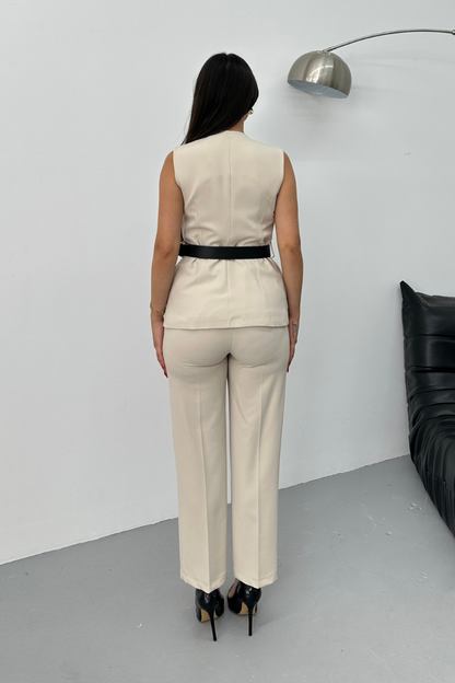 Kadın İkili Alt Üst Takım Şık Kemerli Düğme Detaylı Bisiklet Yaka Regular Yelek Pantolon Takım