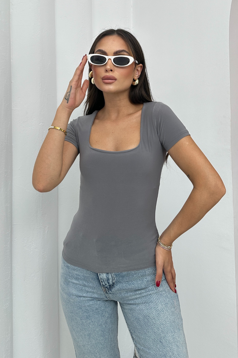 Kadın Kısa Kollu T-Shirt Kare Yaka Çift Kat Sandy Kumaş Crop T-Shirt