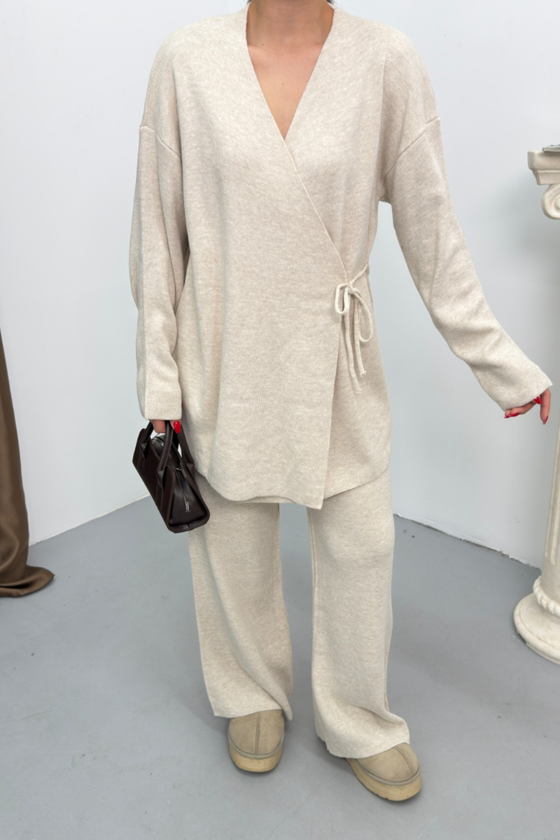 Kadın İkili Alt Üst Takım Triko Yandan Bağcıklı Kruvaze Hırka Bol Paça Pantolon Örme Takım