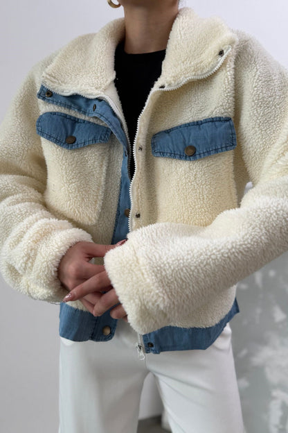 Kadın Ceket Peluş Cepli Fermuarlı Çıtçıtlı Kot Detaylı Ekru Ceket