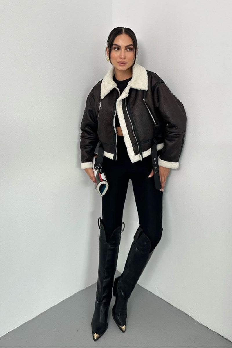 Kadın Mont Kısa İçi Kürklü Lamine Fermuarlı Kemerli Cep Detaylı Regular Crop Ceket