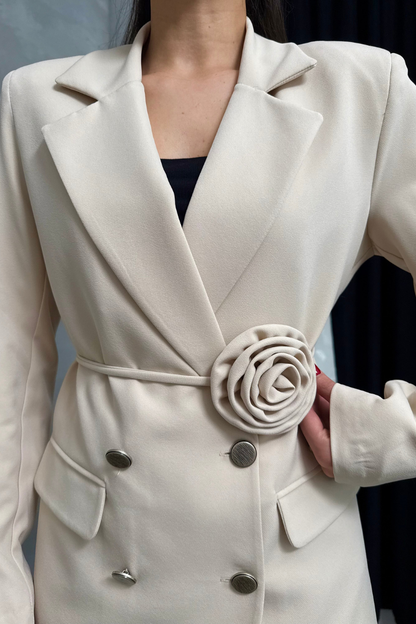 Kadın İkili Blazer Ceket Pantolon Takım Aksesuar ve Düğme Detaylı Bol Paça