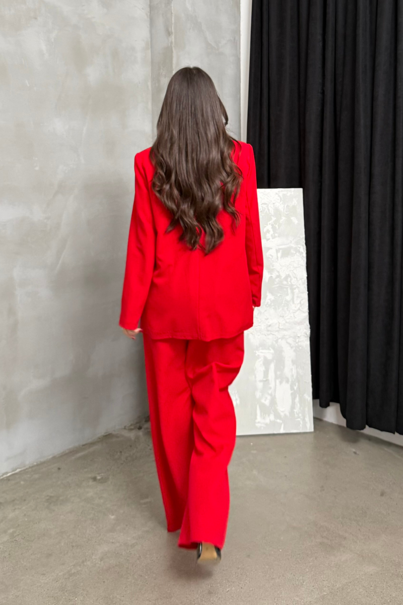 Kadın İkili Blazer Ceket Pantolon Takım Aksesuar ve Düğme Detaylı Bol Paça