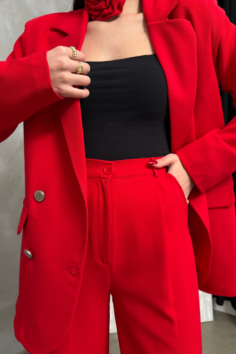 Kadın İkili Blazer Ceket Pantolon Takım Aksesuar ve Düğme Detaylı Bol Paça