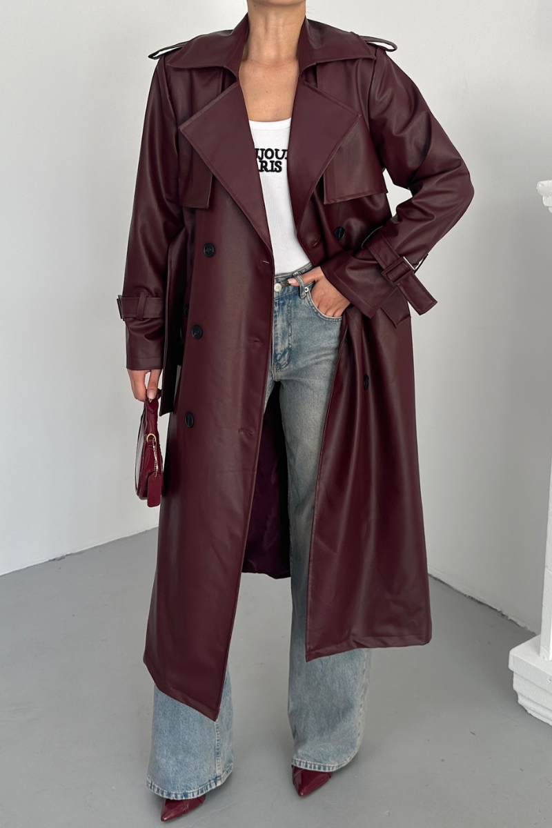 Kadın Trençkot Uzun Suni Deri Kemerli Düğmeli Cepli Yırtmaçlı Kruvaze Yaka Trençkot