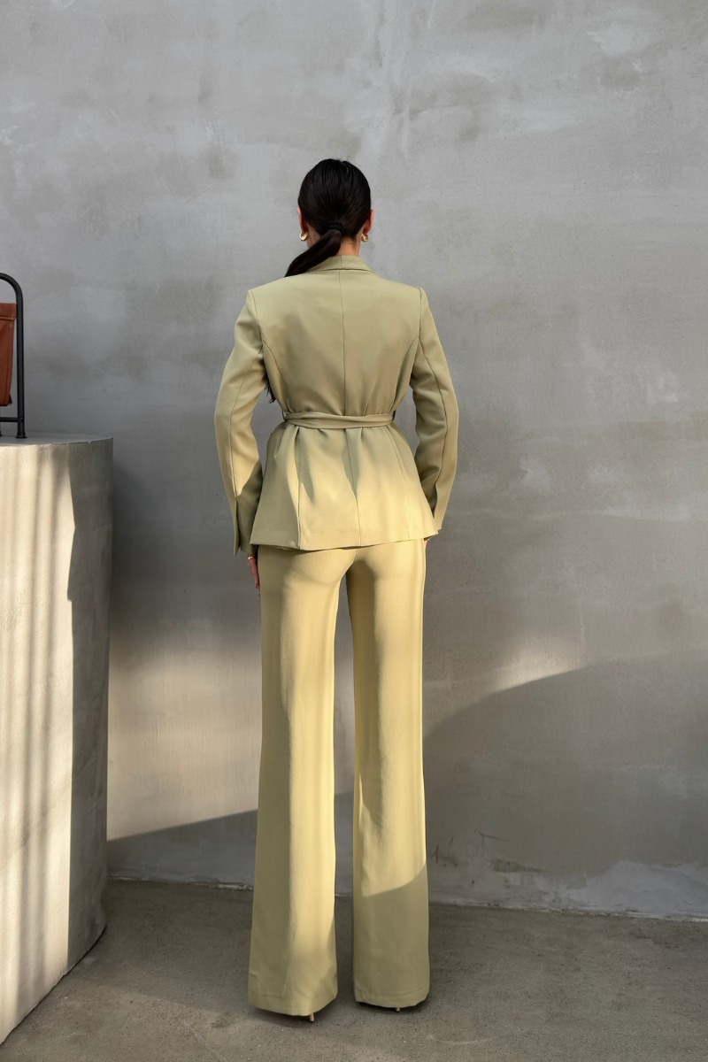 Kadın İkili Kuşaklı Blazer Ceket Pantolon Takım