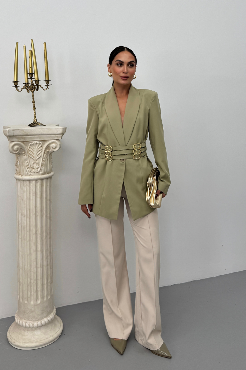 Kadın Blazer Ceket Şık Kruvaze Yaka Vatkalı Gold Kemer Detaylı Ceket