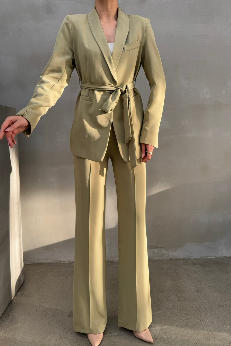 Kadın İkili Kuşaklı Blazer Ceket Pantolon Takım