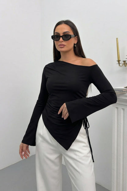 Kadın Bluz Tek Omzu Açık Asimetrik Yandan Büzgülü Uzun Kollu Slim Fit Sandy Bluz