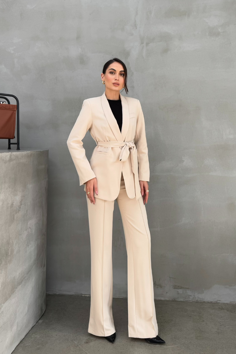 Kadın İkili Kuşaklı Blazer Ceket Pantolon Takım