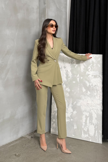 Kadın İkili Blazer Ceket Pantolon Takım Pile ve Düğme Detaylı Boru Paça