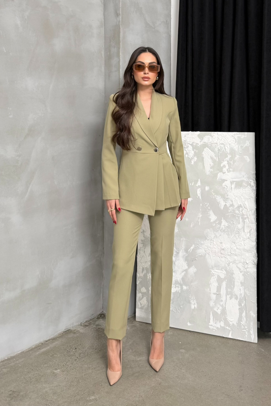 Kadın İkili Blazer Ceket Pantolon Takım Pile ve Düğme Detaylı Boru Paça