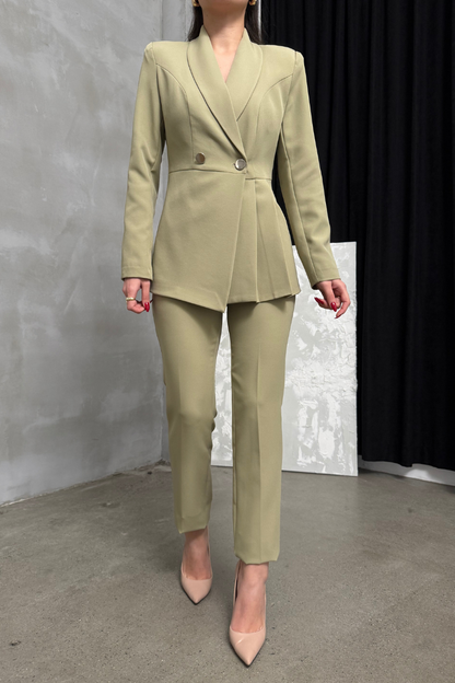 Kadın İkili Blazer Ceket Pantolon Takım Pile ve Düğme Detaylı Boru Paça