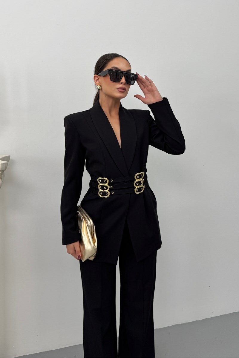 Kadın Blazer Ceket Şık Kruvaze Yaka Vatkalı Gold Kemer Detaylı Ceket