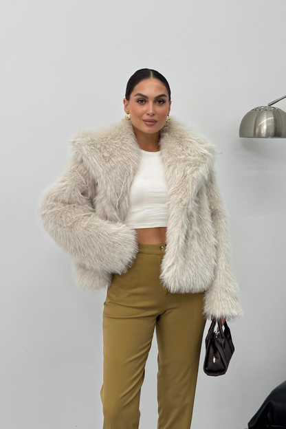 Kadın Kürk Şık Geniş Yaka Astarlı Çıtçıt Düğmeli Premium Kürk