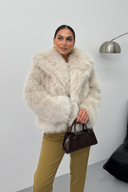 Kadın Kürk Şık Geniş Yaka Astarlı Çıtçıt Düğmeli Premium Kürk