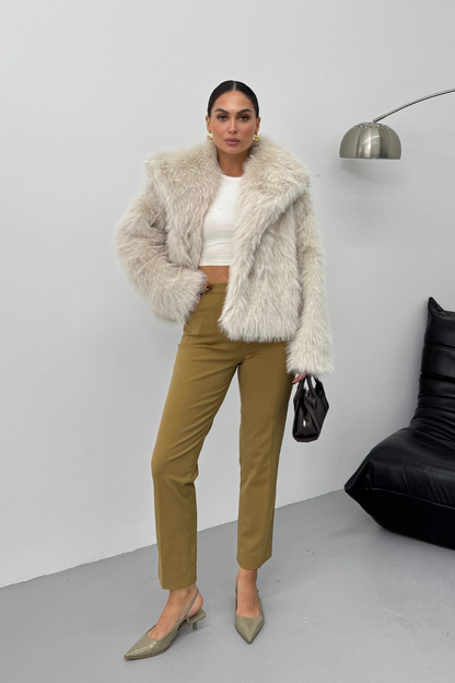 Kadın Kürk Şık Geniş Yaka Astarlı Çıtçıt Düğmeli Premium Kürk