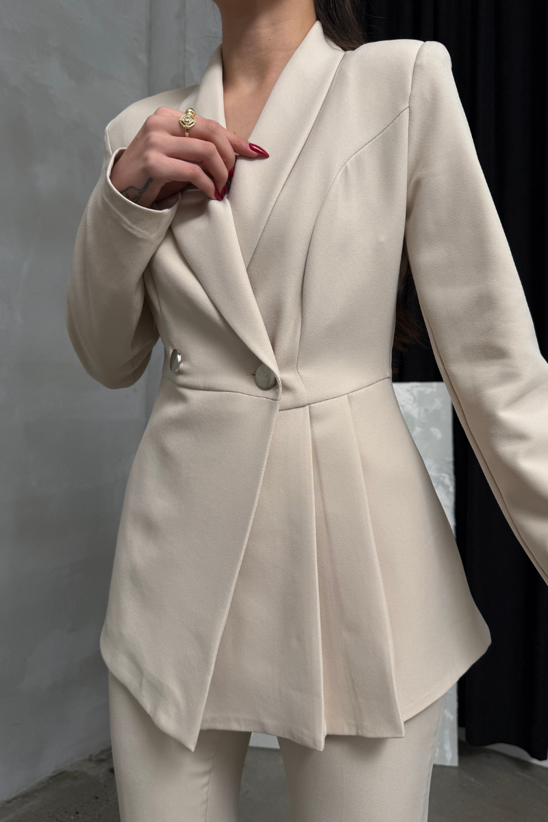 Kadın İkili Blazer Ceket Pantolon Takım Pile ve Düğme Detaylı Boru Paça