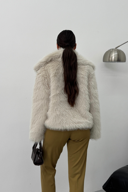 Kadın Kürk Şık Geniş Yaka Astarlı Çıtçıt Düğmeli Premium Kürk