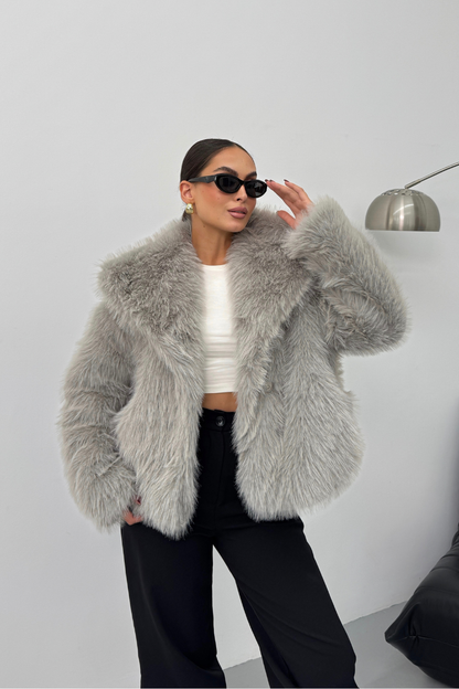 Kadın Kürk Şık Geniş Yaka Astarlı Çıtçıt Düğmeli Premium Kürk