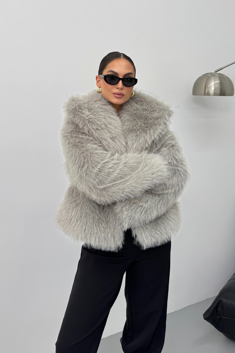 Kadın Kürk Şık Geniş Yaka Astarlı Çıtçıt Düğmeli Premium Kürk