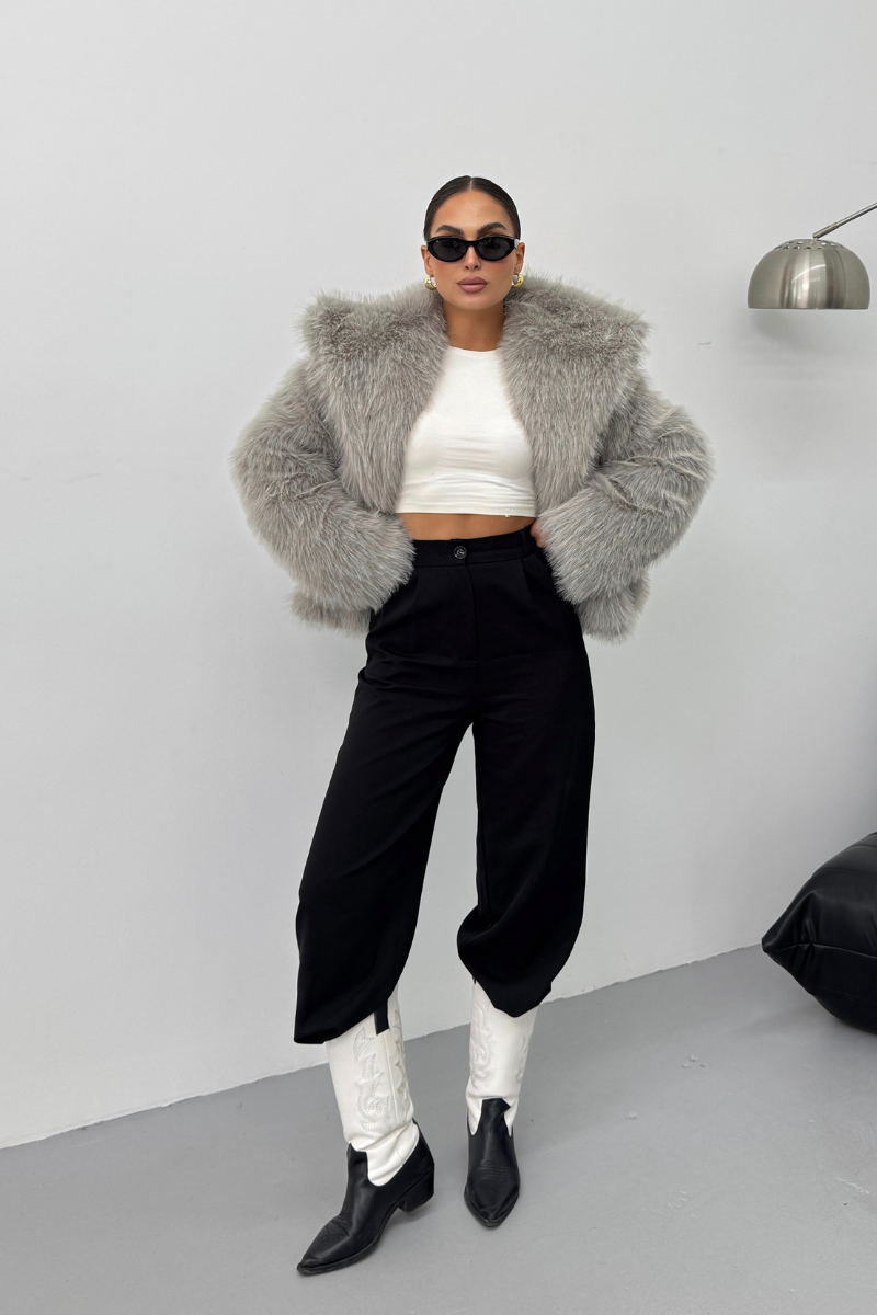 Kadın Kürk Şık Geniş Yaka Astarlı Çıtçıt Düğmeli Premium Kürk