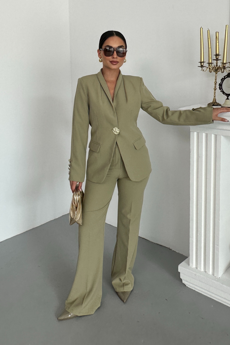 Kadın İkili Takım Şık Düğme Detaylı Dik Yaka Blazer Ceket Bol Paça Pantolon Takım