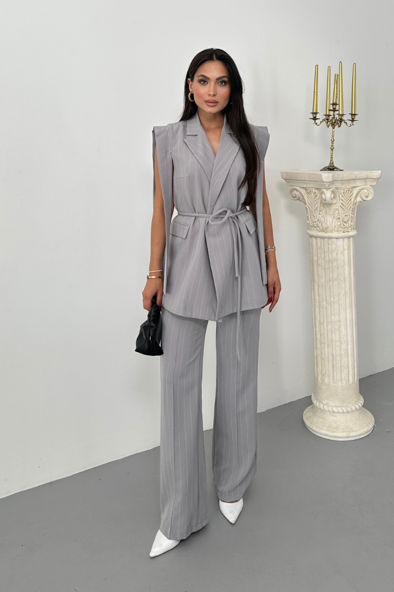 Kadın Alt Üst İkili Takım Çizgili Omuz Detaylı Kuşaklı Yelek Pantolon Takım