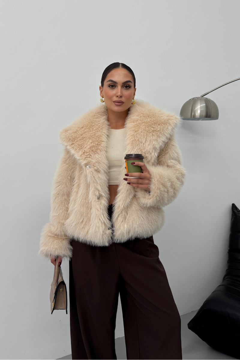 Kadın Kürk Şık Geniş Yaka Astarlı Çıtçıt Düğmeli Premium Kürk